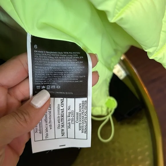 Lululemon Wunder Puff Cropped vest